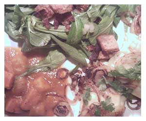 Maultaschen mit einem Hokkaido- K&uuml;rbis- Ragout und badischem Feldsalat